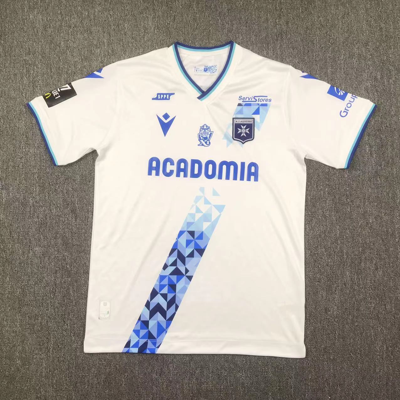 24-25 AJ Auxerre Domicile (Fan Version)