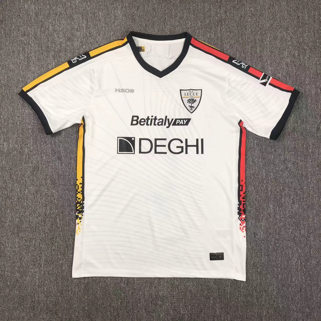 24-25 Lecce Extérieur (Fan Version)