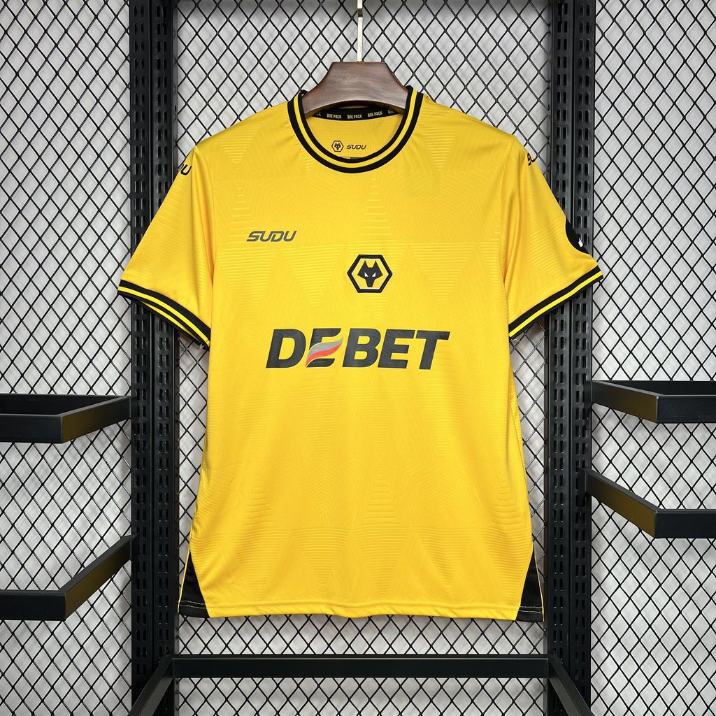 24-25 Wolverhampton (fan version)