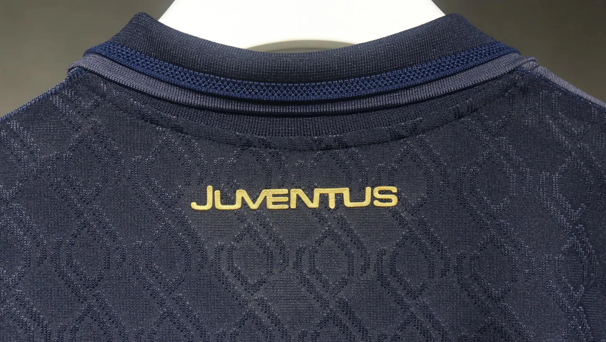 24-25 Juventus Tercera [Versión del jugador]