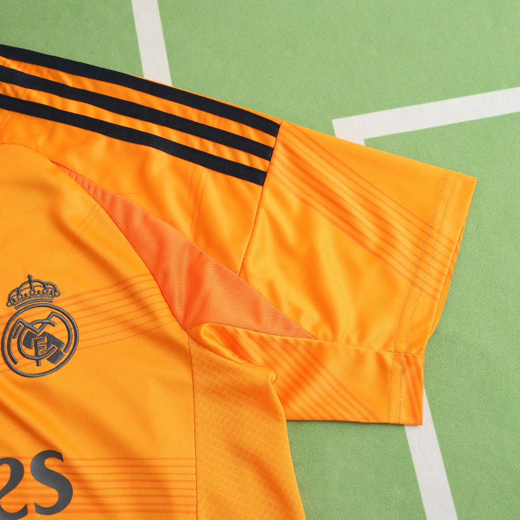 24-25 Real Madrid Extérieur (Fan Edition)