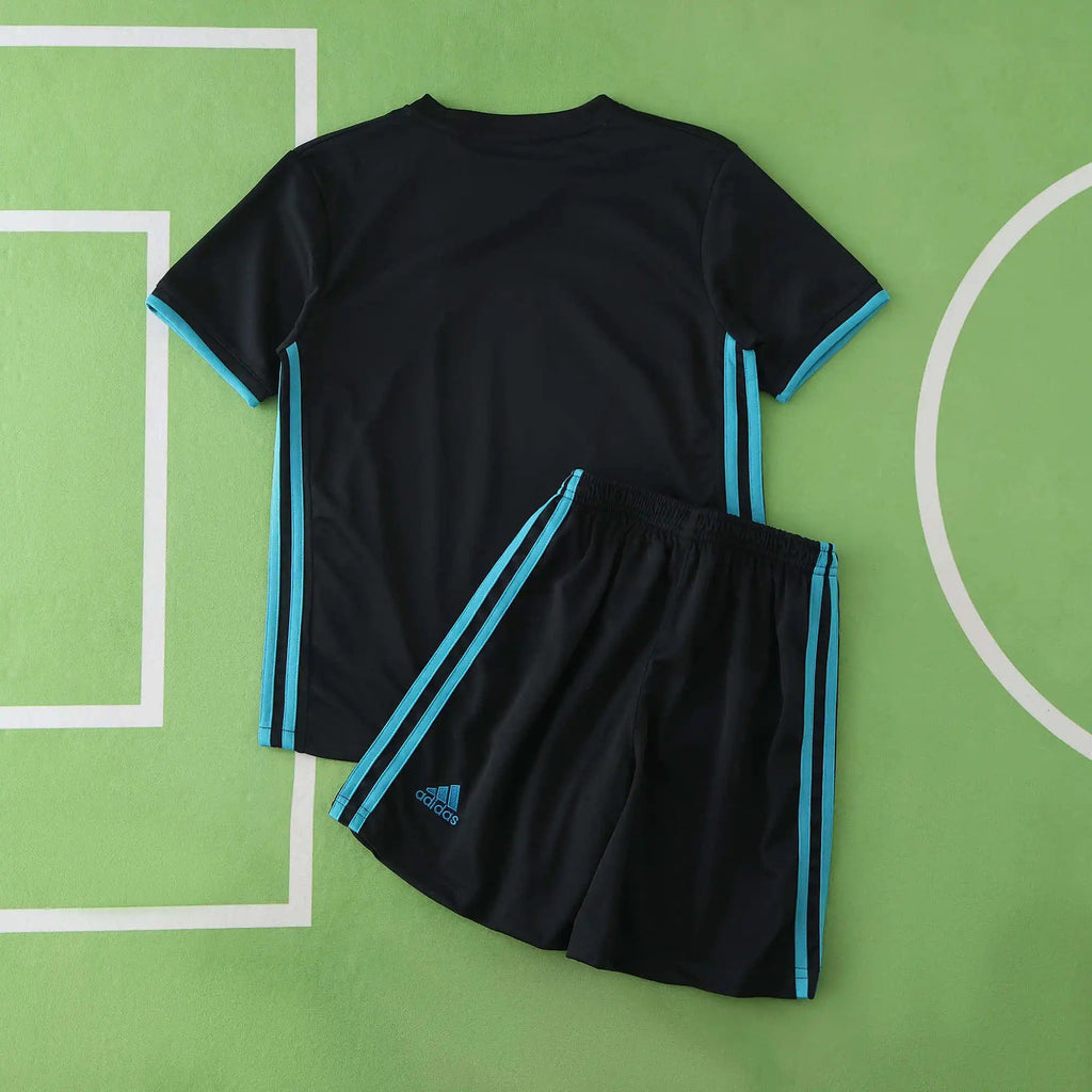 17-18-Real Madrid Extérieur - Coffret enfant (Édition Fan)