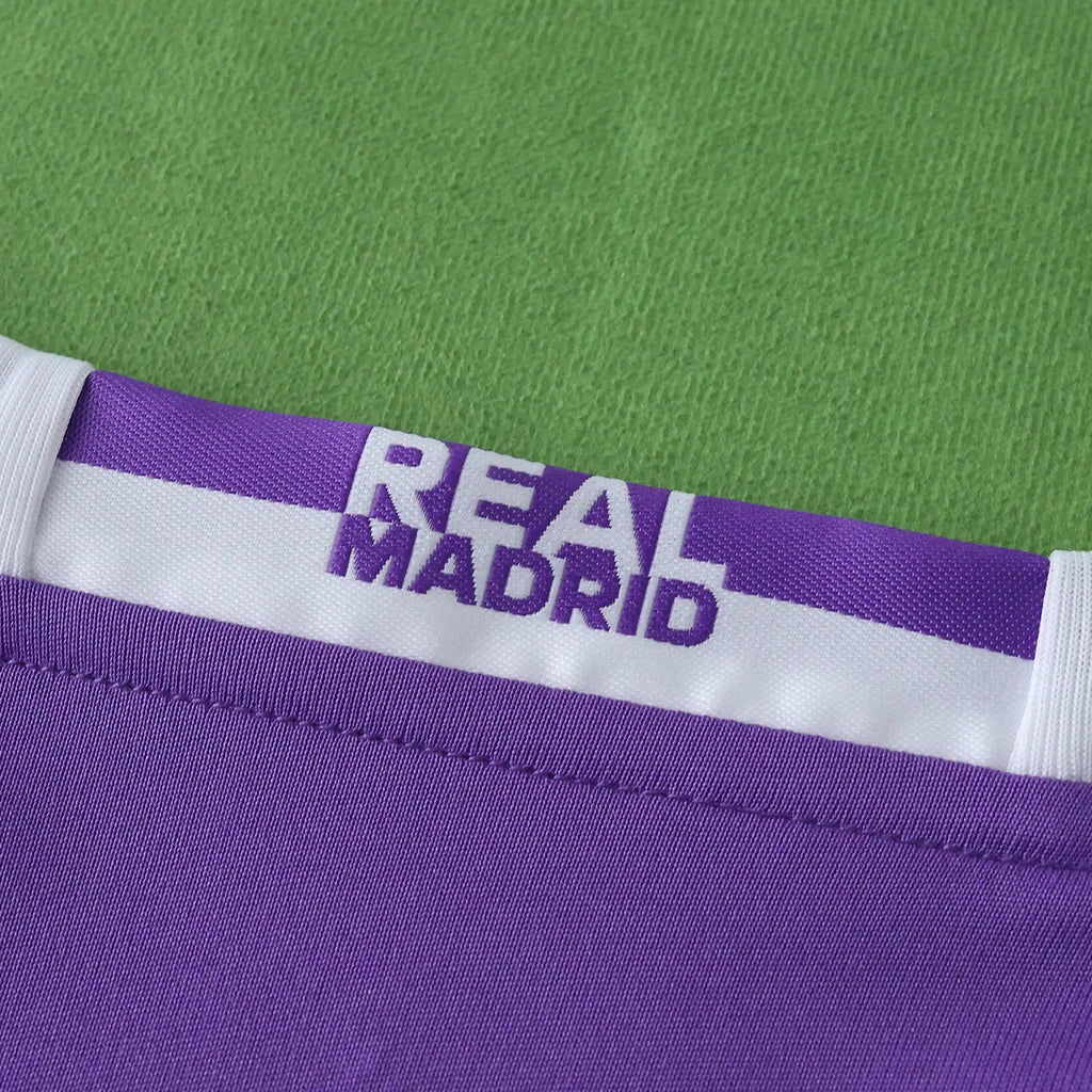 16-17-Real Madrid Extérieur - Coffret enfant (Édition Fan)